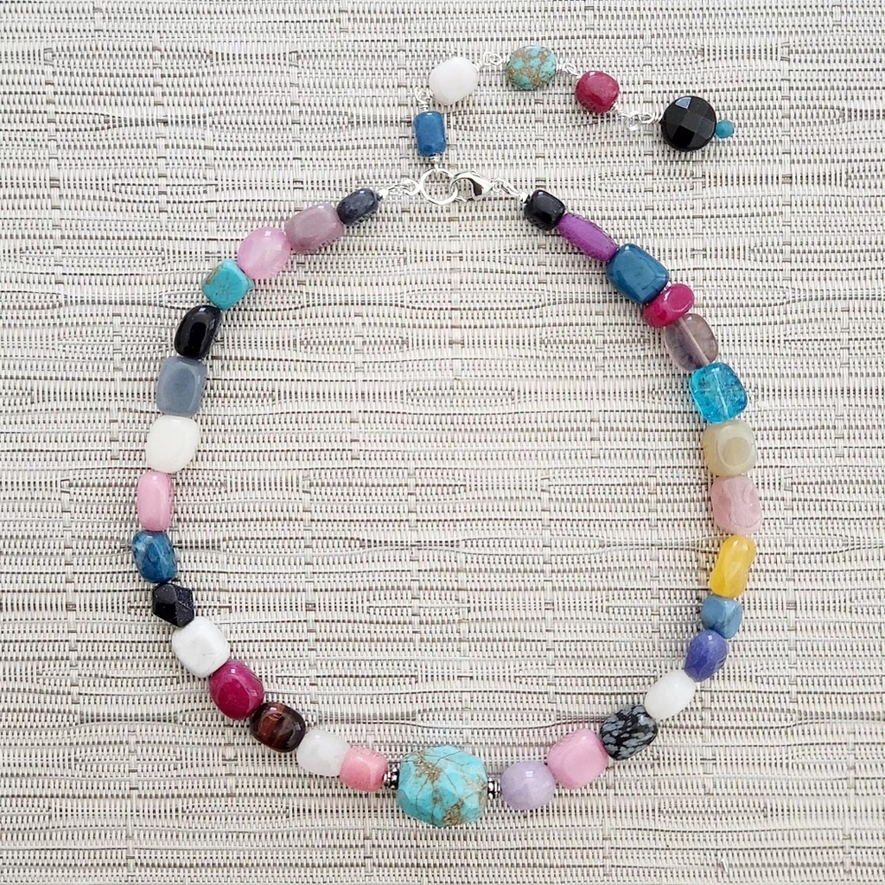 BEADED NECKLACE HANDMADE